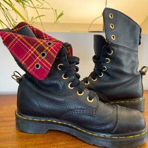 Dr. Martens Aimilita Black Plaid/tartan Lining women’s Sz 9